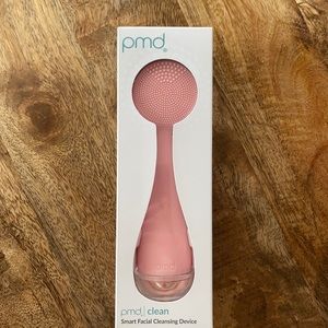 pmd clean Smart Facial Cleansing Device